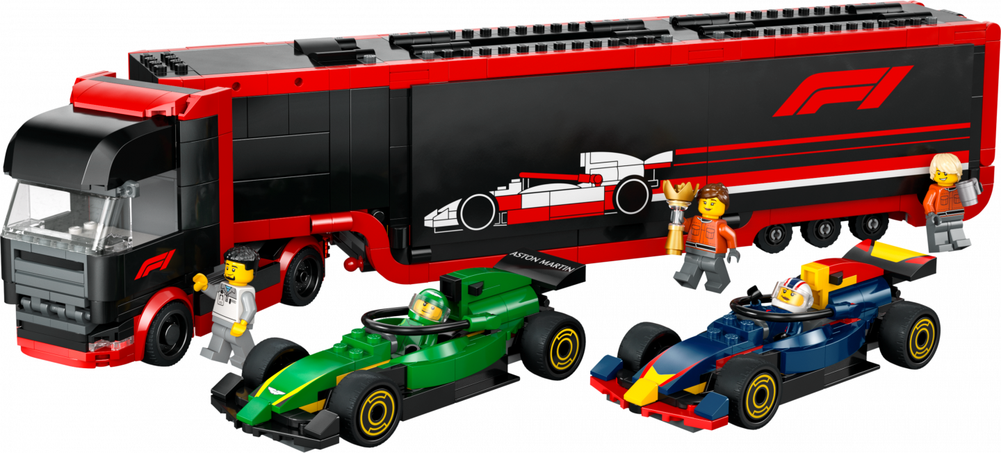 F1® truck met RB20 en AMR24 F1® auto's