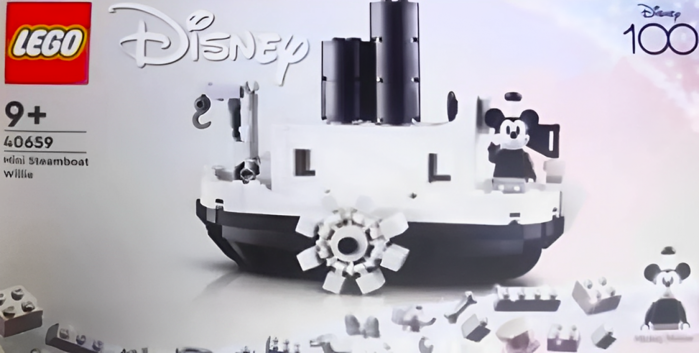 Ontdek de magie van LEGO 40659 Mini Steamboat Willie: Een uniek cadeau in Oktober 2023