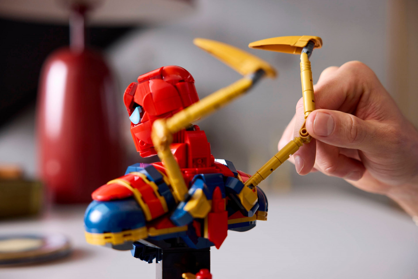 Iron Spider-Man buste — Afbeelding 4