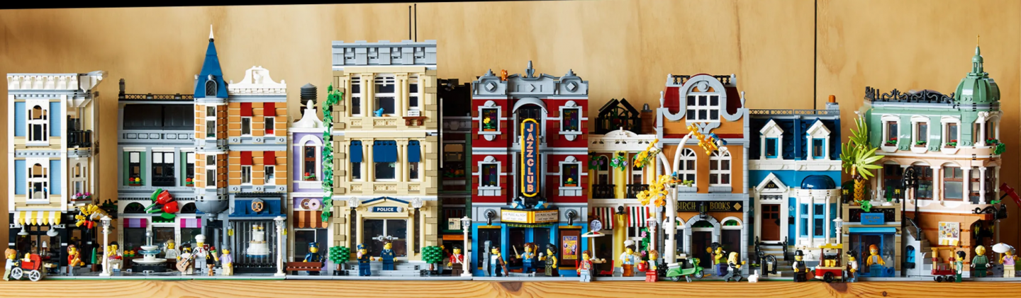 Lego modular buildings