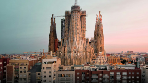 LEGO Architecture 21065 Sagrada Família: grootste LEGO set ooit