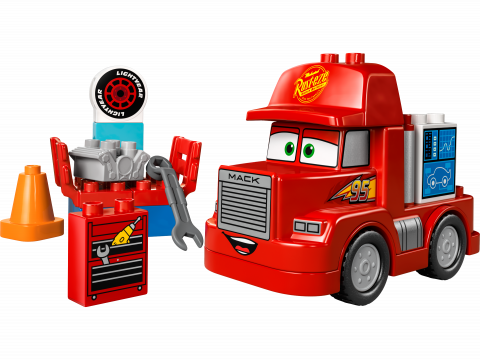 Mack bij de race